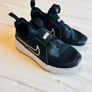 Nike Flex Runner 3 (black)